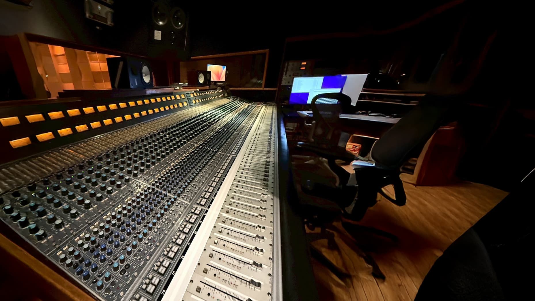 Studio Image