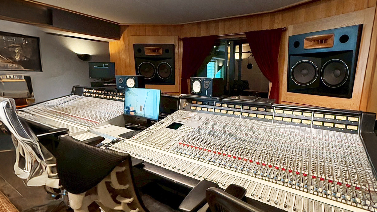 studio 6